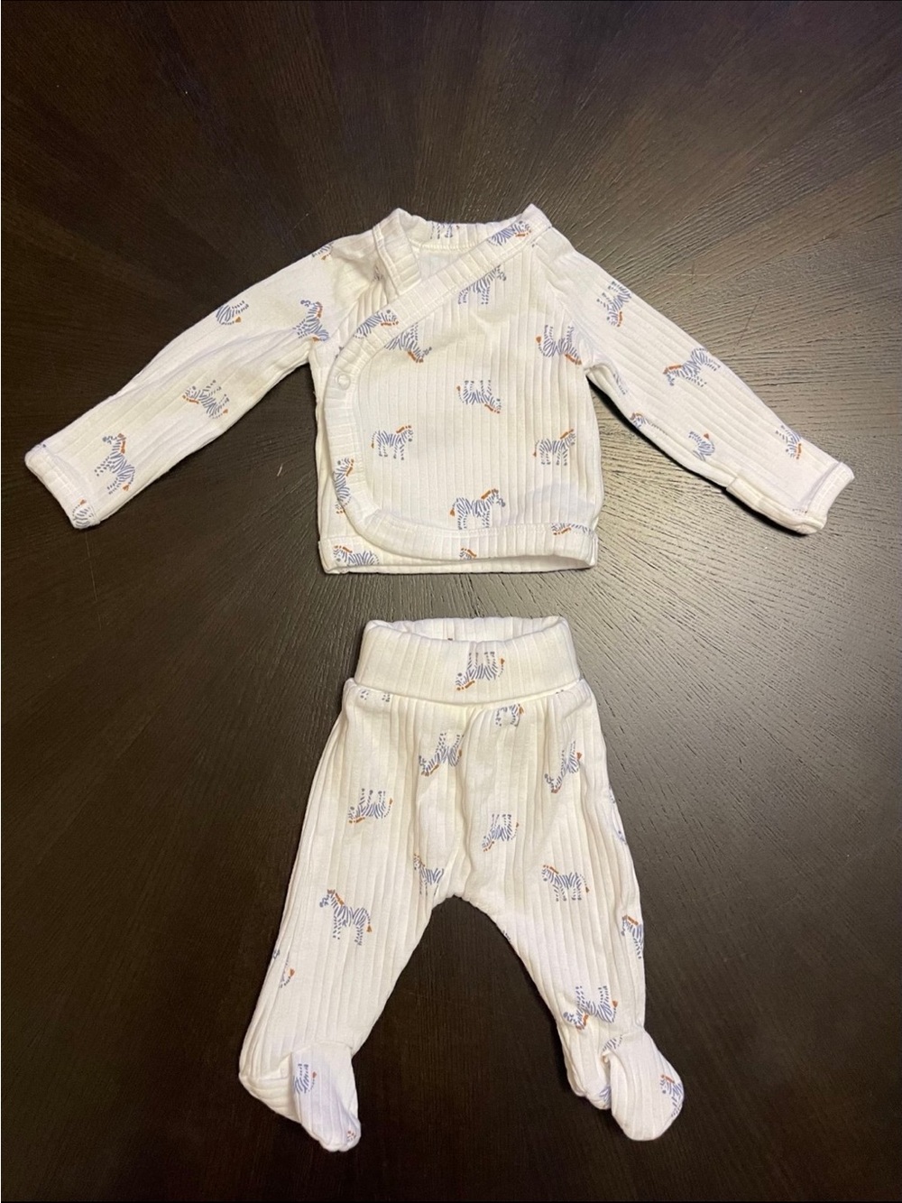 Carters NWT Baby Ribbed Two-Piece Set in Cream with Zebra Print